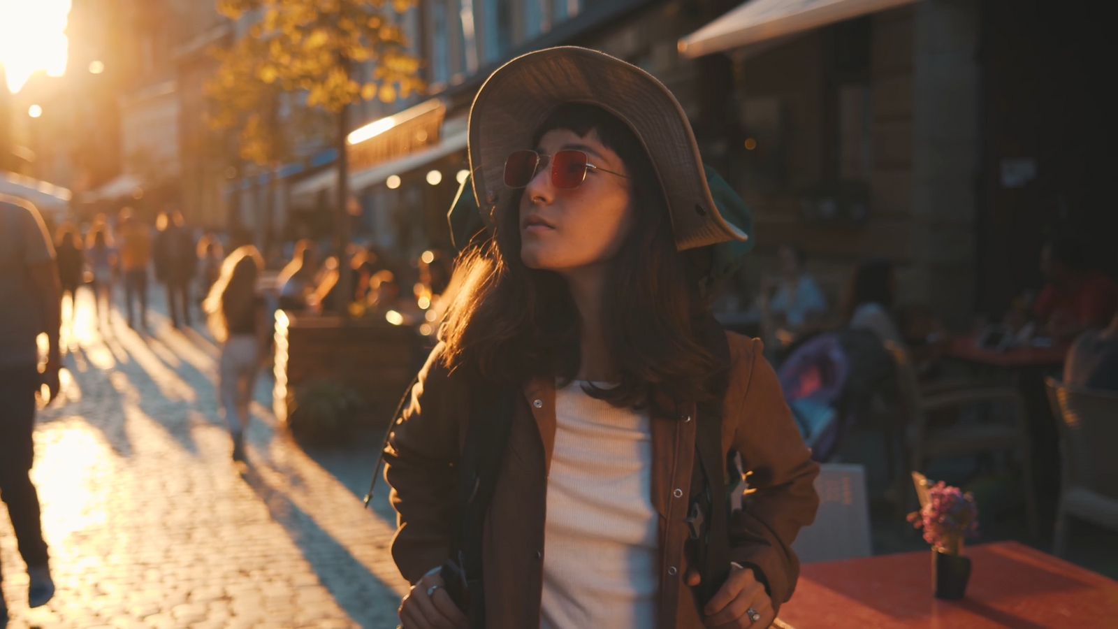 Modern eyewear, carefully selected
